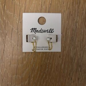 Madewell Gold Chain and Pearl Earrings